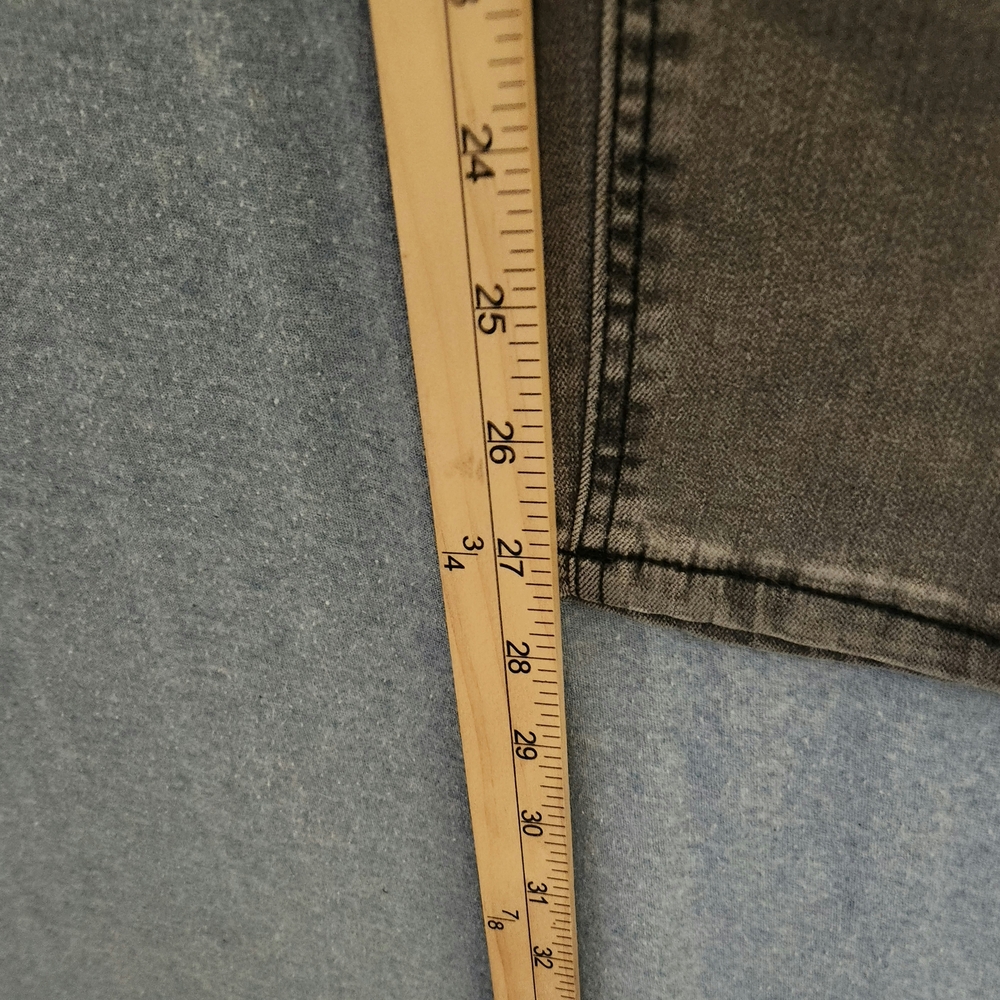 Refuge Denim Columbia High Rise Curvy Jeans. Size 9 - Picture 4 of 6